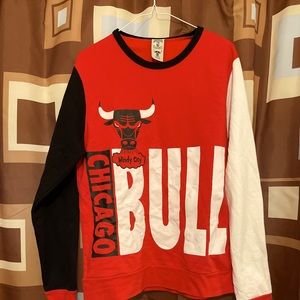 Authentic Windy City bull sweatshirt vintage.